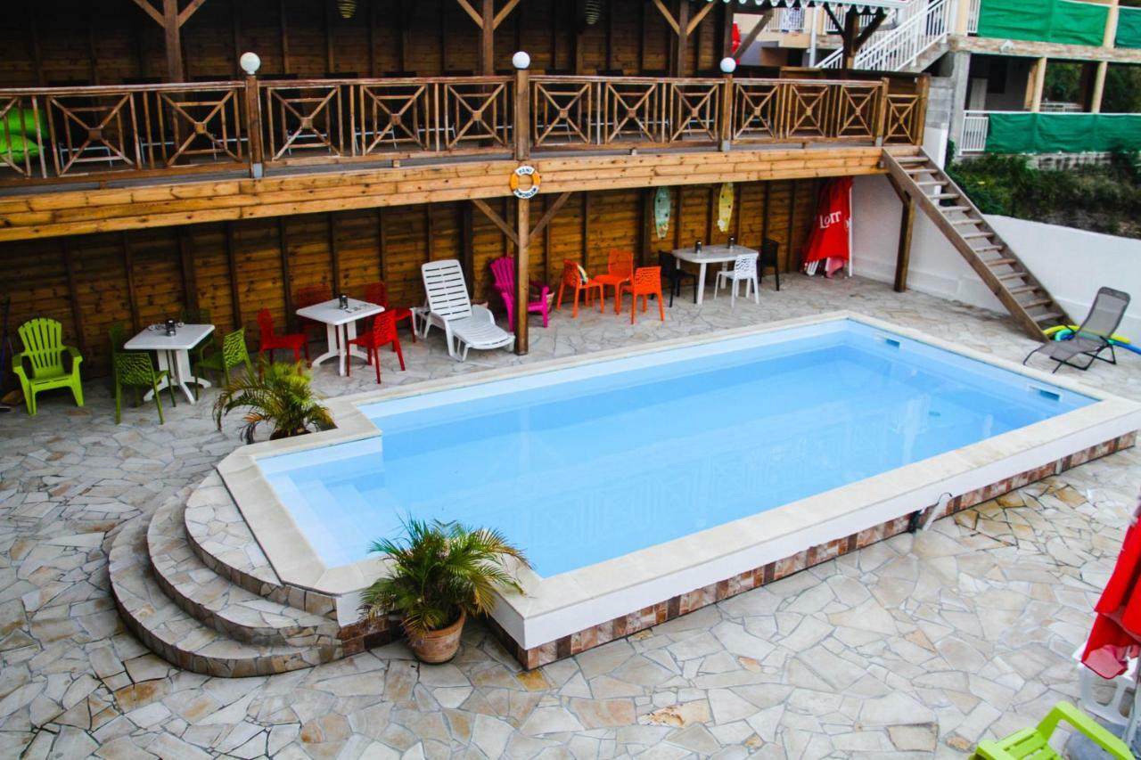Residence Fruit De La Passion Caliente Sainte-Anne Exterior foto